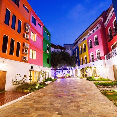 Rainbowtown Hotel Hualien Buitenkant foto